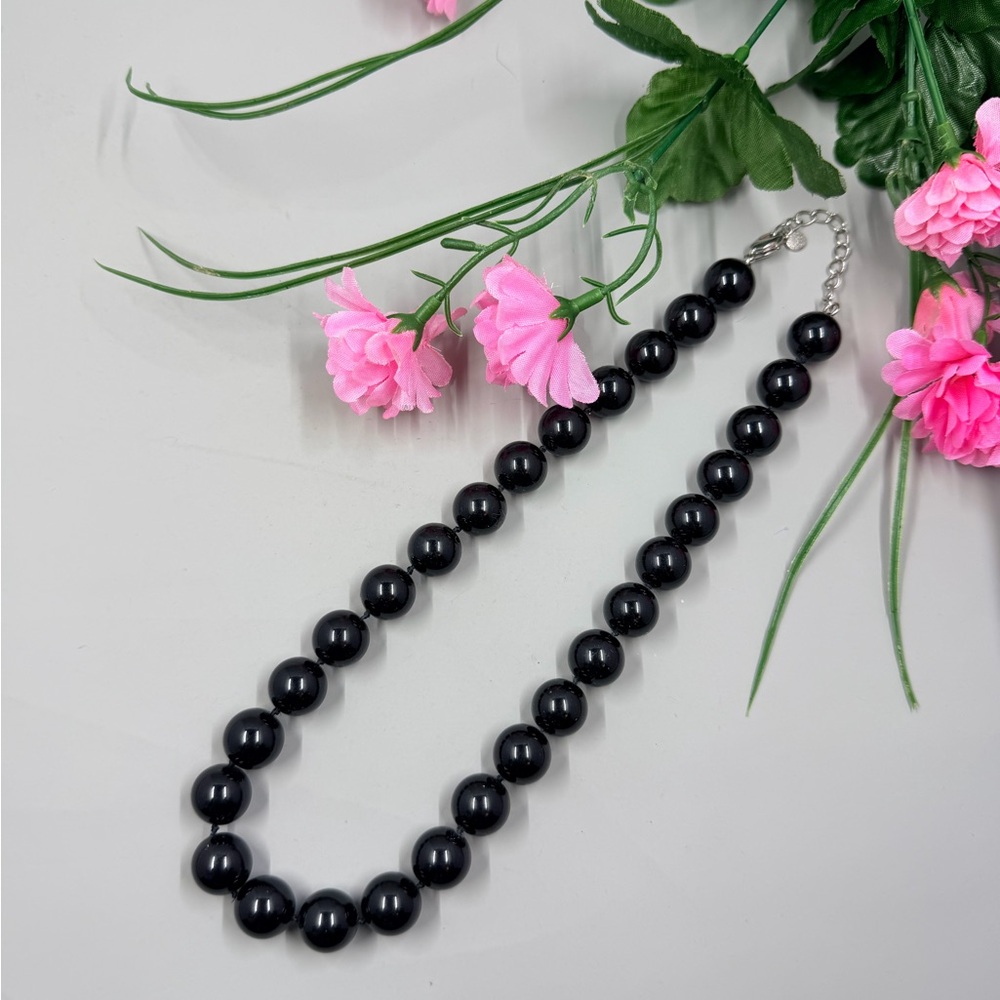 Fifth Avenue Collection Signed Black Beaded Vintage Necklace